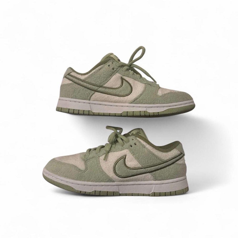 Nike Wmns Dunk low SE ‘fleece honeydew’